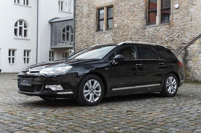 Schwarz Gebraucht 2014 Citroën C5 Exclusive Kombi | 10.400 € (Etwas zu teuer) - Bild 1/4