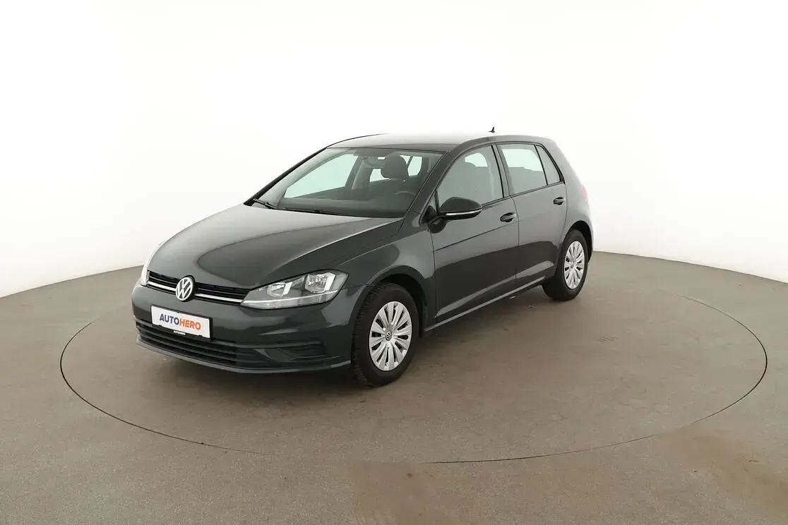Gebraucht VW Golf VII Trendline 86 PS (63 kW) 2018 Limousine