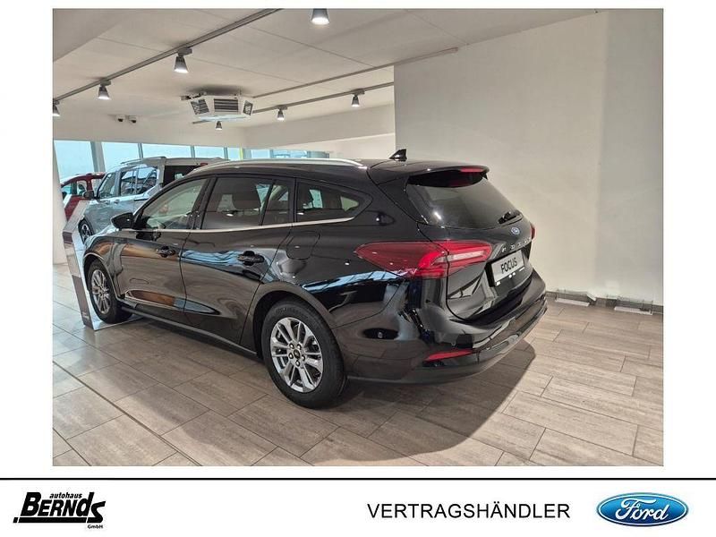 Neu Ford Focus Titanium X 155 PS (114 kW) 2026 Agate black metallic Kombi