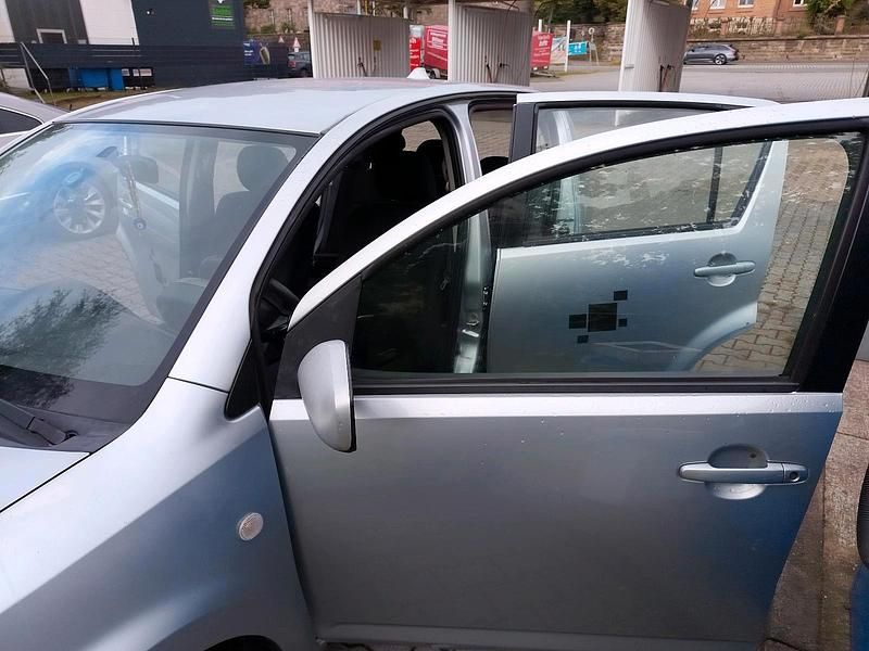 Gebraucht Subaru Justy 98 PS (72 kW) 2008 Grau Kleinwagen