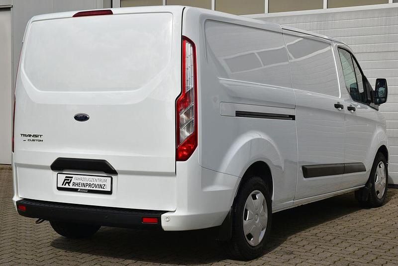 Gebraucht Ford Transit Custom Trend 105 PS (77 kW) 2022 Weiß Van / Kleinbus