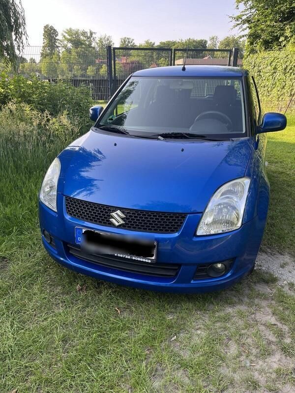 Blau Gebraucht 2010 Suzuki Swift Club Kleinwagen | 3.000 € (Etwas zu teuer) - Bild 1/4
