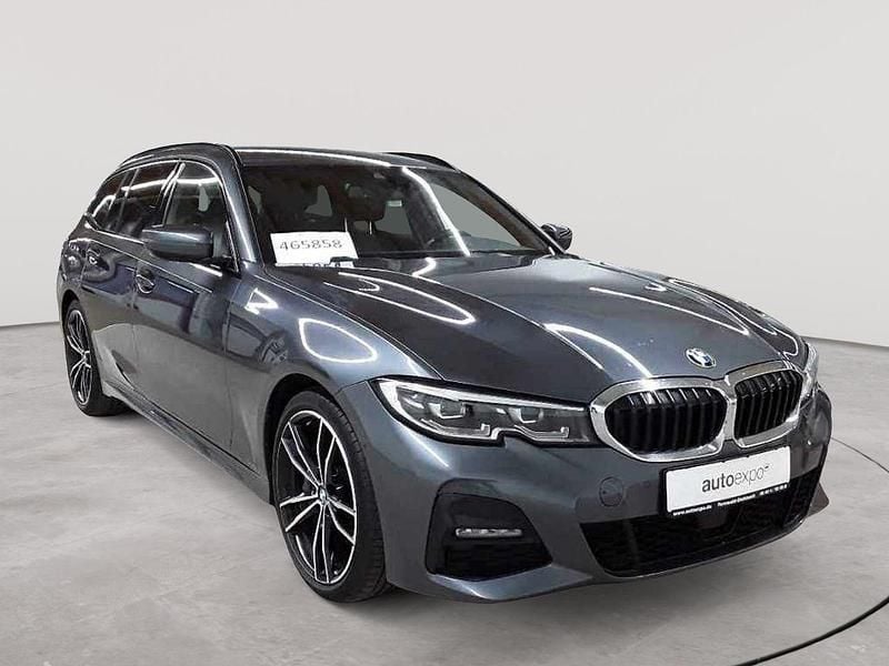Gebraucht BMW 320 M Sport 190 PS (139 kW) 2022 Mineralgrau metallic Kombi