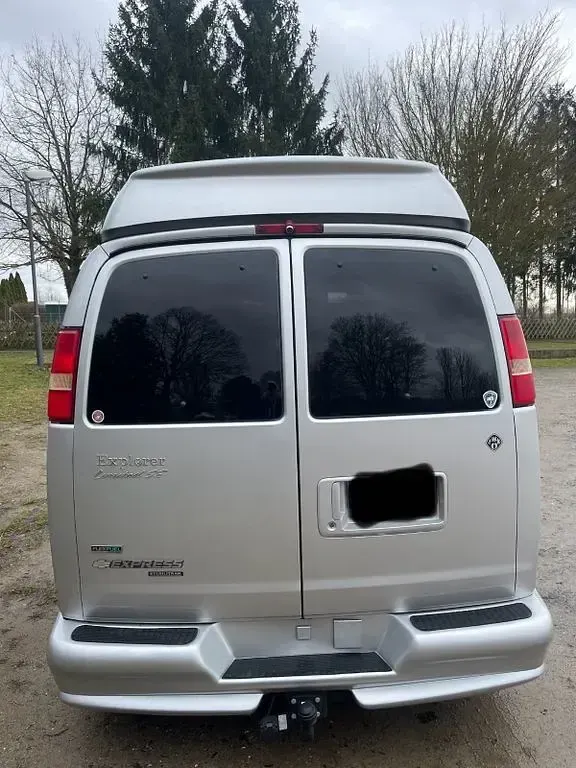 Gebraucht Chevrolet Express 305 PS (224 kW) 2011 Silber Van / Kleinbus