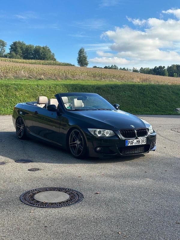 Schwarz Gebraucht 2011 BMW 325 Cabriolet M Sport Cabrio | 11.999 € (Fairer Preis) - Bild 1/4