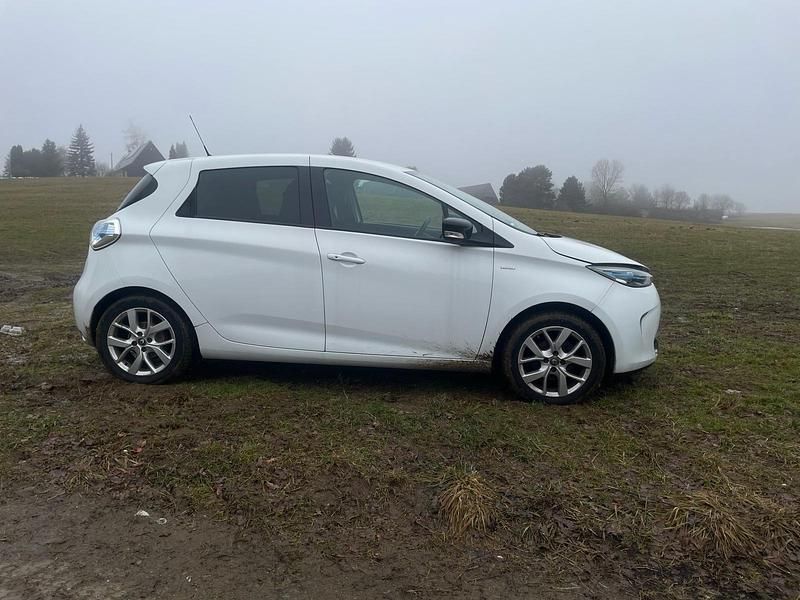 Gebraucht Renault Zoe Life 52 kW (72 PS) 2019 Schwarz Kleinwagen