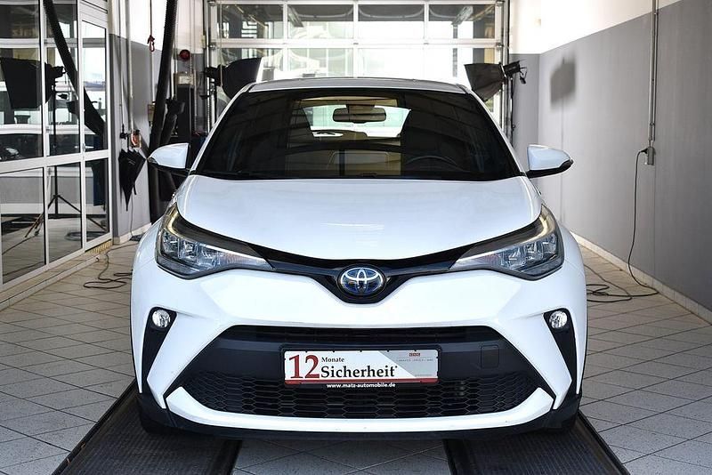 Gebraucht Toyota C-HR 122 PS (89 kW) 2020 Weiß SUV