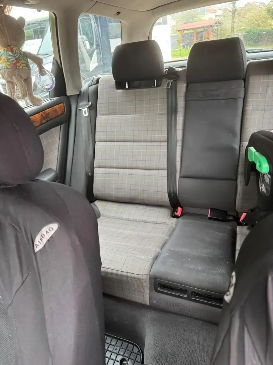 Gebraucht Audi A6 180 PS (132 kW) 2001 Grau Kombi
