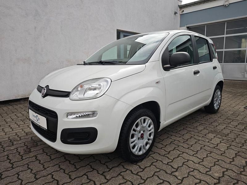 Weiß Gebraucht 2019 Fiat Panda Easy Kleinwagen | 7.950 € (Guter Preis) - Bild 1/4