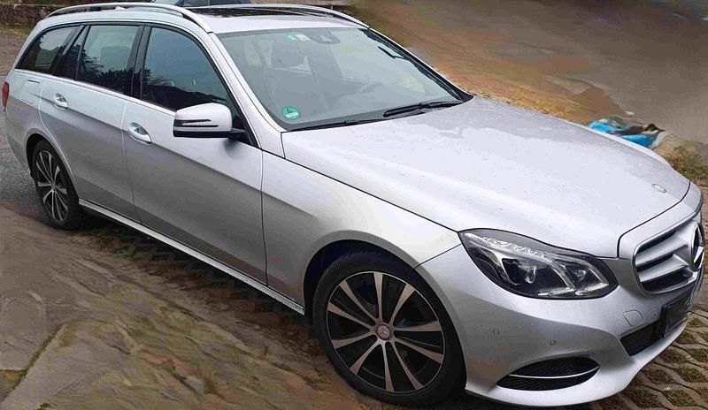 Gebraucht Mercedes E200 Avantgarde 136 PS (100 kW) 2016 Silber Kombi