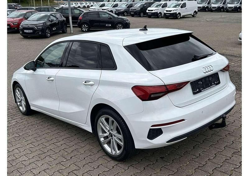 Gebraucht Audi A3 Sportback 110 PS (80 kW) 2021 Ibis weiss Kleinwagen