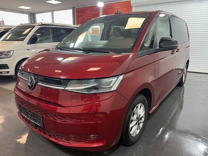 Gebraucht VW Multivan 150 PS (110 kW) 2024 Rot Van
