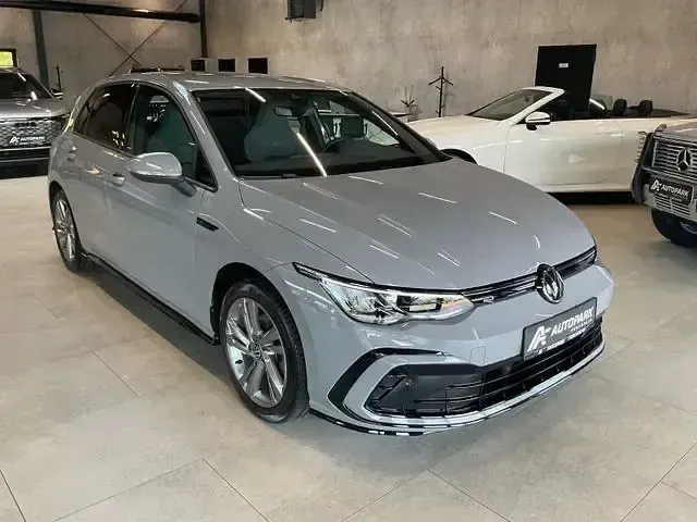 Gebraucht VW Golf VIII R-line 150 PS (110 kW) 2022 Grau Limousine