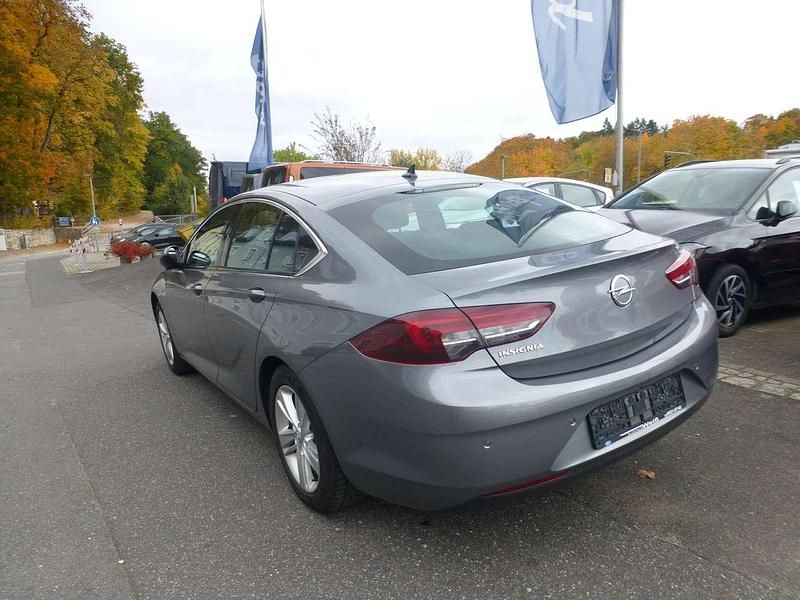 Gebraucht Opel Insignia 165 PS (121 kW) 2019 Silber Kleinwagen