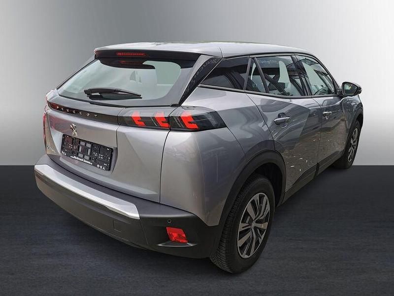 Gebraucht Peugeot e-2008 Active 100 kW (136 PS) 2022 Grau SUV