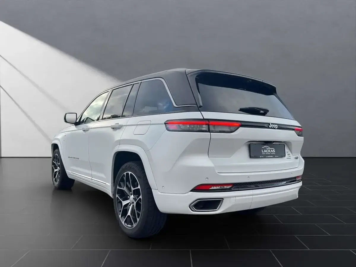 Gebraucht Jeep Grand Cherokee Summit 381 PS (280 kW) 2023 Weiß SUV