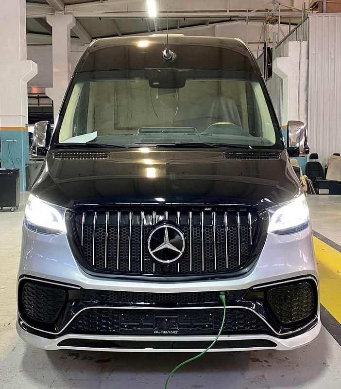 Gebraucht Mercedes Sprinter 156 PS (114 kW) 2021 Schwarz Van