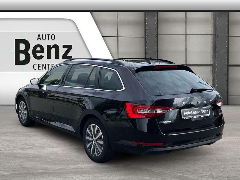 Gebraucht Skoda Superb Ambition 115 PS (84 kW) 2022 Schwarz