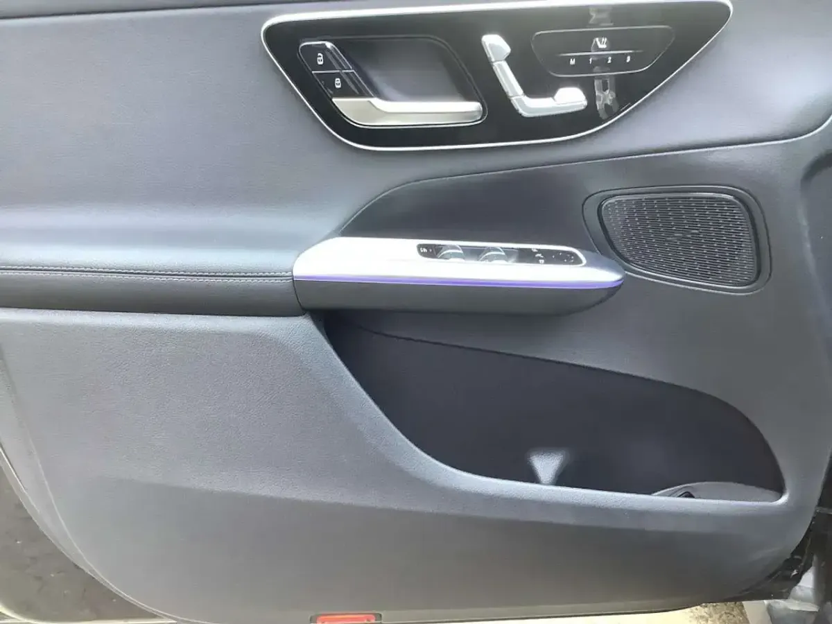 Gebraucht Mercedes GLC220 AMG 197 PS (144 kW) 2025 Schwarz SUV