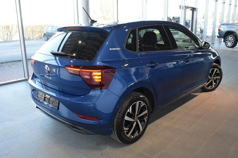 Neu VW Polo 95 PS (69 kW) 2026 Blau Limousine