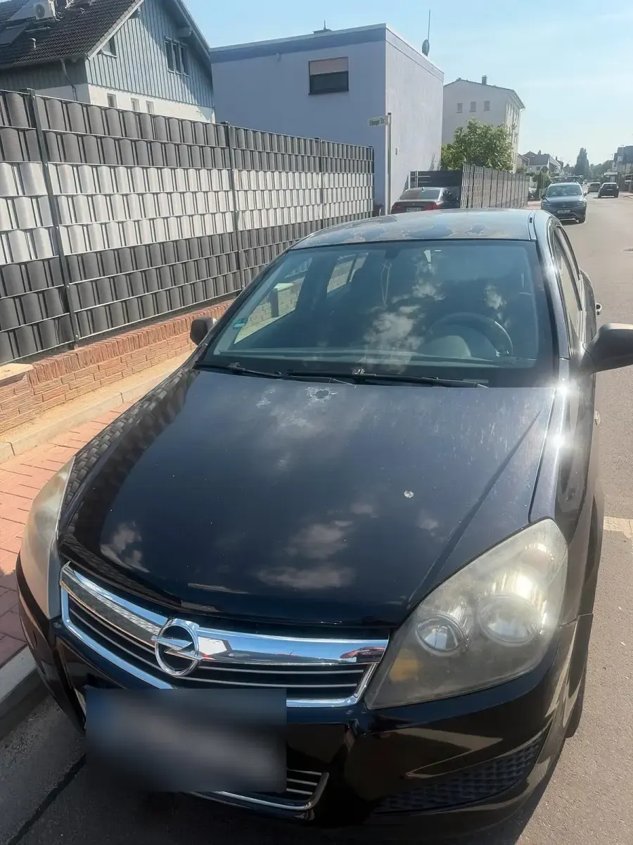 Gebraucht Opel Astra 90 PS (66 kW) 2009 Schwarz Limousine