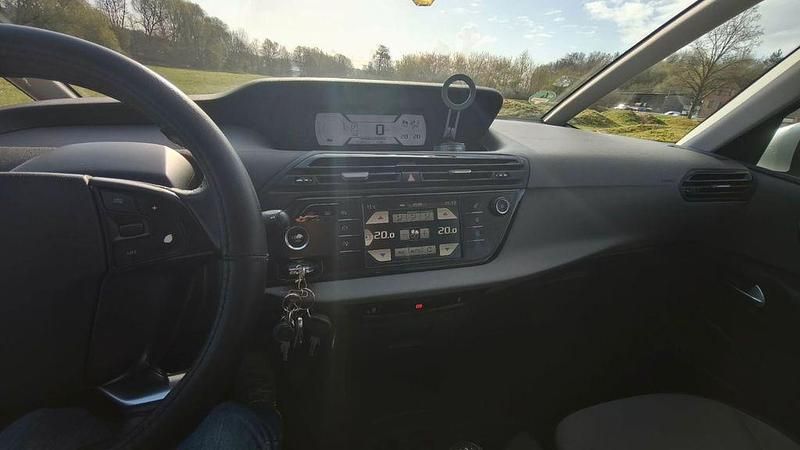 Gebraucht Citroën C4 Picasso PureTech 131 PS (96 kW) 2016 Silber Van / Kleinbus