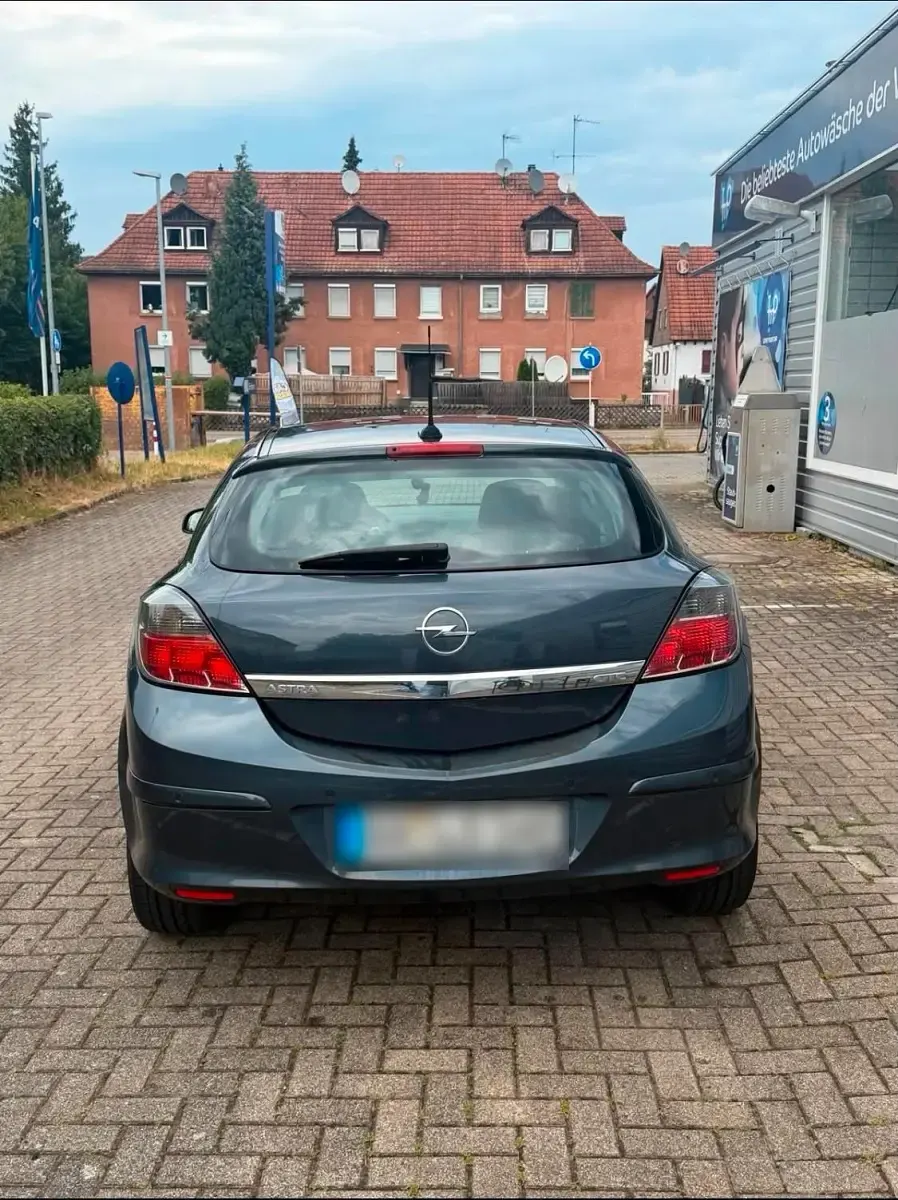 Gebraucht Opel Astra GTC 102 PS (75 kW) 2007 Blau Coupé