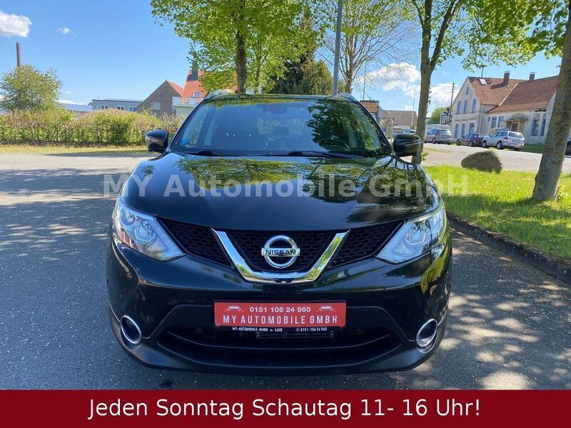 Schwarz Gebraucht 2014 Nissan Qashqai 360º SUV | 10.999 € (Fairer Preis) - Bild 1/4