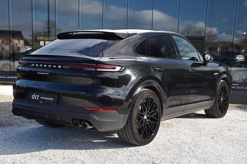 Gebraucht Porsche Cayenne 470 PS (345 kW) 2025 Schwarz SUV
