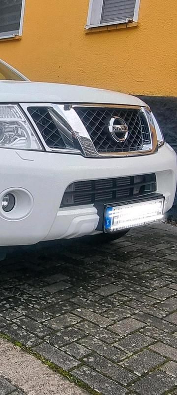 Gebraucht Nissan Pathfinder 231 PS (169 kW) 2011 Weiß SUV