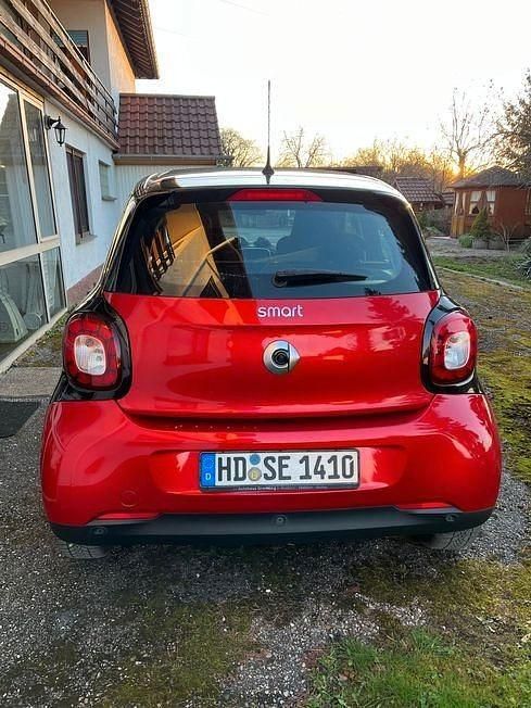 Gebraucht Smart ForFour Passion 71 PS (52 kW) 2017 Rot Kleinwagen