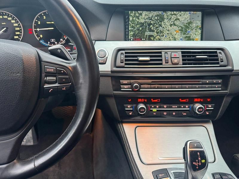 Gebraucht BMW 528 Shadowline 245 PS (180 kW) 2012 Schwarz Kombi