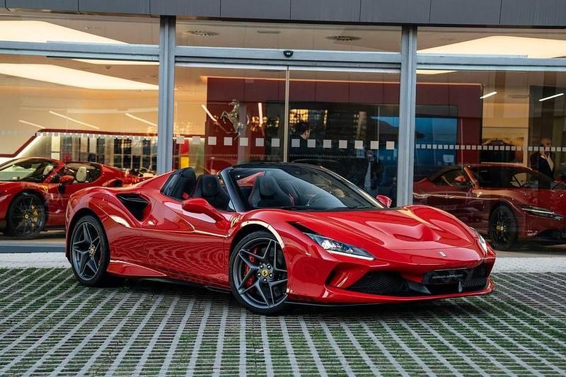 Gebraucht Ferrari F8 729 PS (536 kW) 2023 Rot