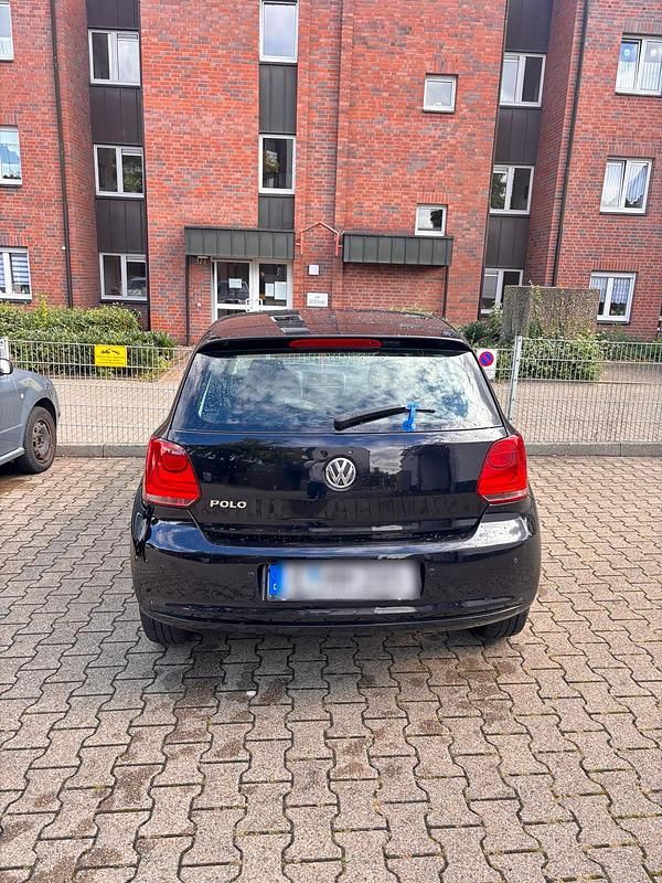 Schwarz Gebraucht 2010 VW Polo Kleinwagen | 2.100 € (Superpreis) - Bild 1/4