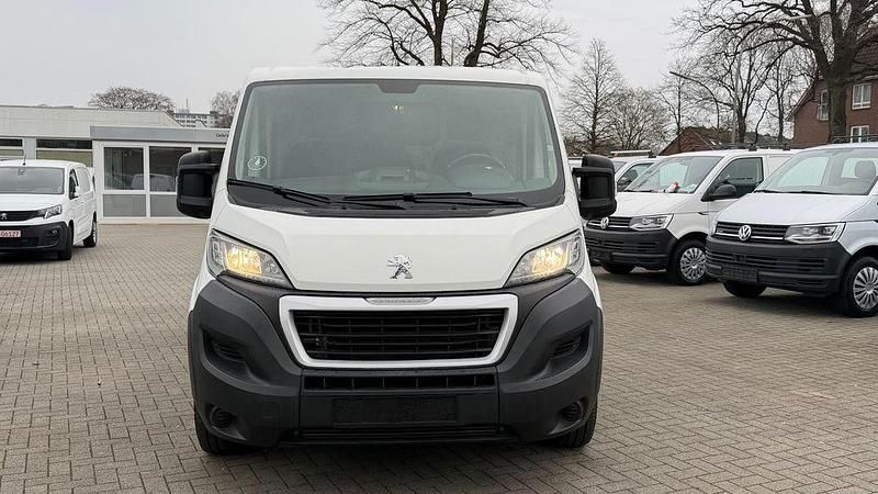 Gebraucht Peugeot Boxer 140 PS (102 kW) 2021 Weiß Van