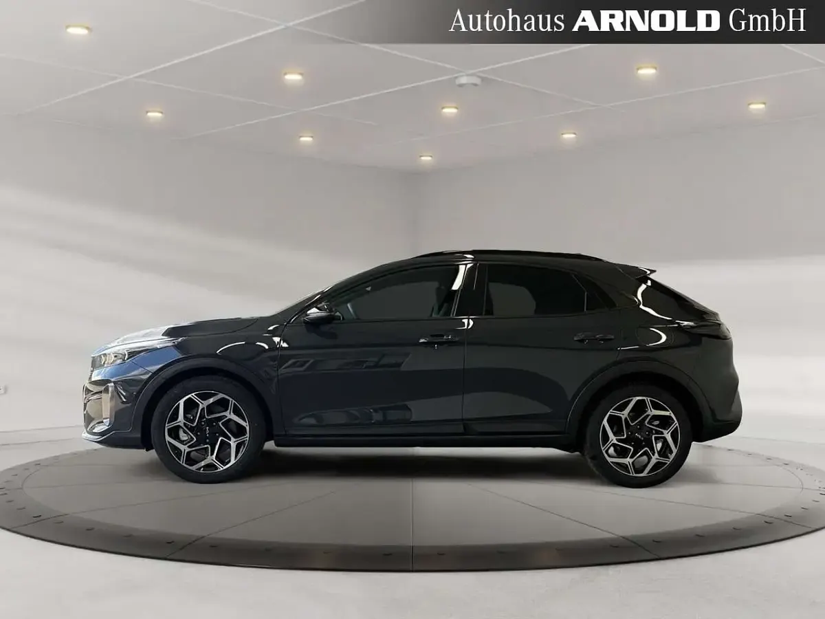 Neu Kia XCeed GT-Line 179 PS (131 kW) 2025 Grau (pentametal) SUV