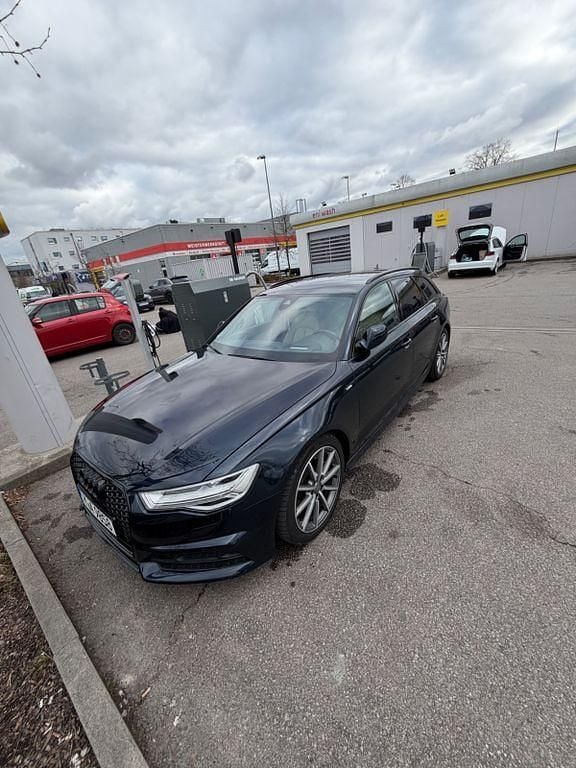 Second-hand Audi A6 Sport 272 CP (200 kW) 2018 Albastru Berlinǎ