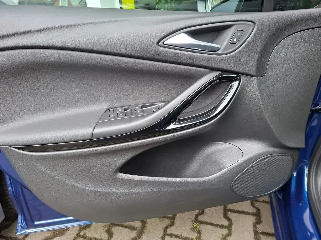 Gebraucht Opel Astra Elegance 110 PS (80 kW) 2021 Blau Kombi