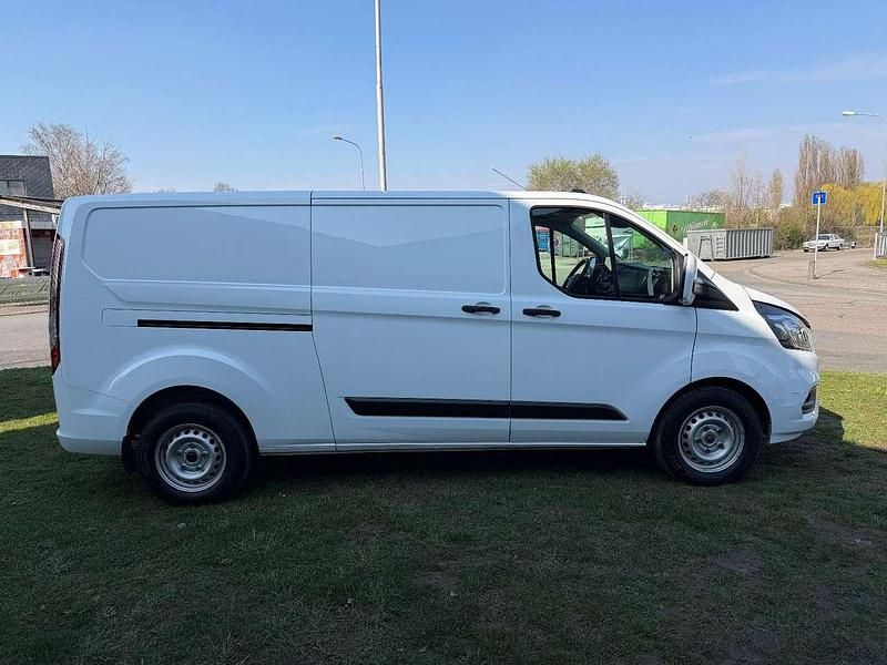 Gebraucht Ford Transit Custom Trend 131 PS (96 kW) 2021 Weiß Van / Kleinbus