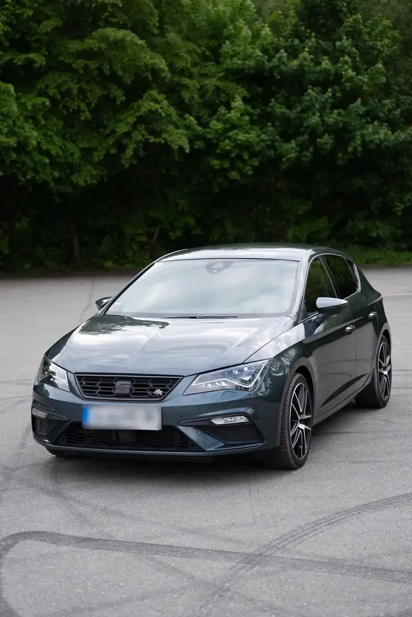 Gebraucht Seat Leon FR 190 PS (139 kW) 2019 Grau Limousine