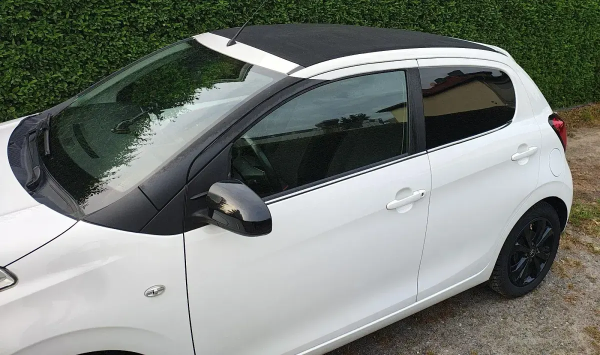 Gebraucht Citroën C1 69 PS (50 kW) 2015 Weiß Kleinwagen