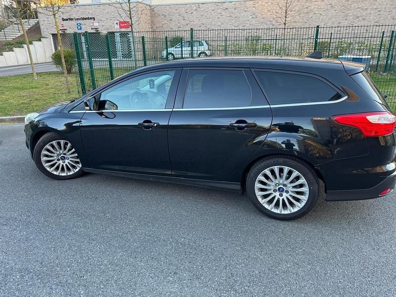 Second-hand Ford Focus 2012 Negru Break