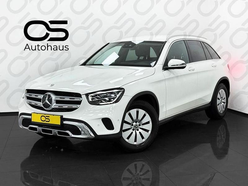 Weiß Gebraucht 2022 Mercedes 200 SUV | 31.900 € (Fairer Preis) - Bild 1/4