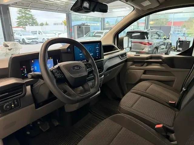 Gebraucht Ford Transit Custom Trend 170 PS (125 kW) 2024 Weiß Van