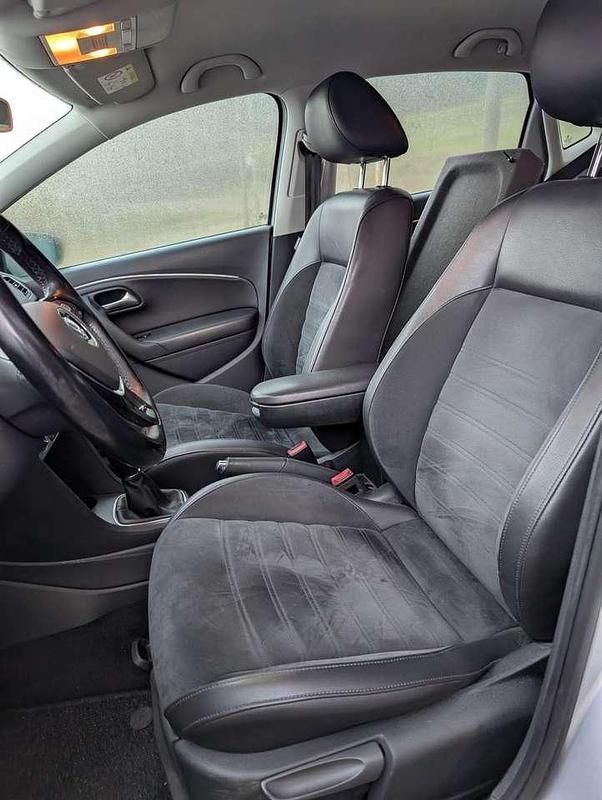 Gebraucht VW Polo Highline 110 PS (80 kW) 2015 Silber Limousine