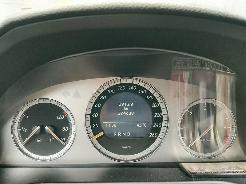 Gebraucht Mercedes 220 163 PS (119 kW) 2007 Grau Limousine