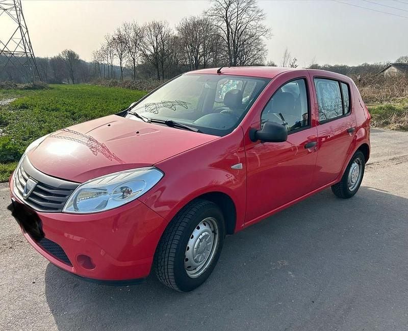 Gebraucht Dacia Sandero 75 PS (55 kW) 2009 Rot Limousine