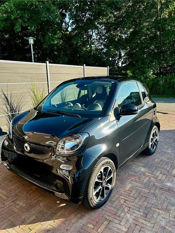 Schwarz Gebraucht 2014 Smart ForTwo Coupé Kleinwagen | 6.700 € (Fairer Preis) - Bild 1/4