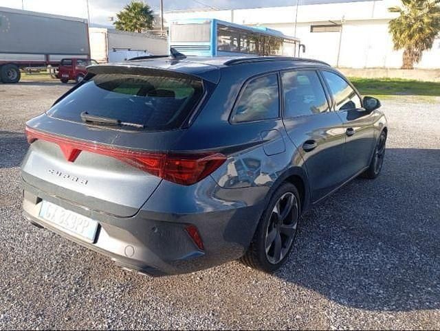 Gebraucht Cupra Leon 150 PS (110 kW) 2024 Magnetic grau metallic (metallic) Limousine