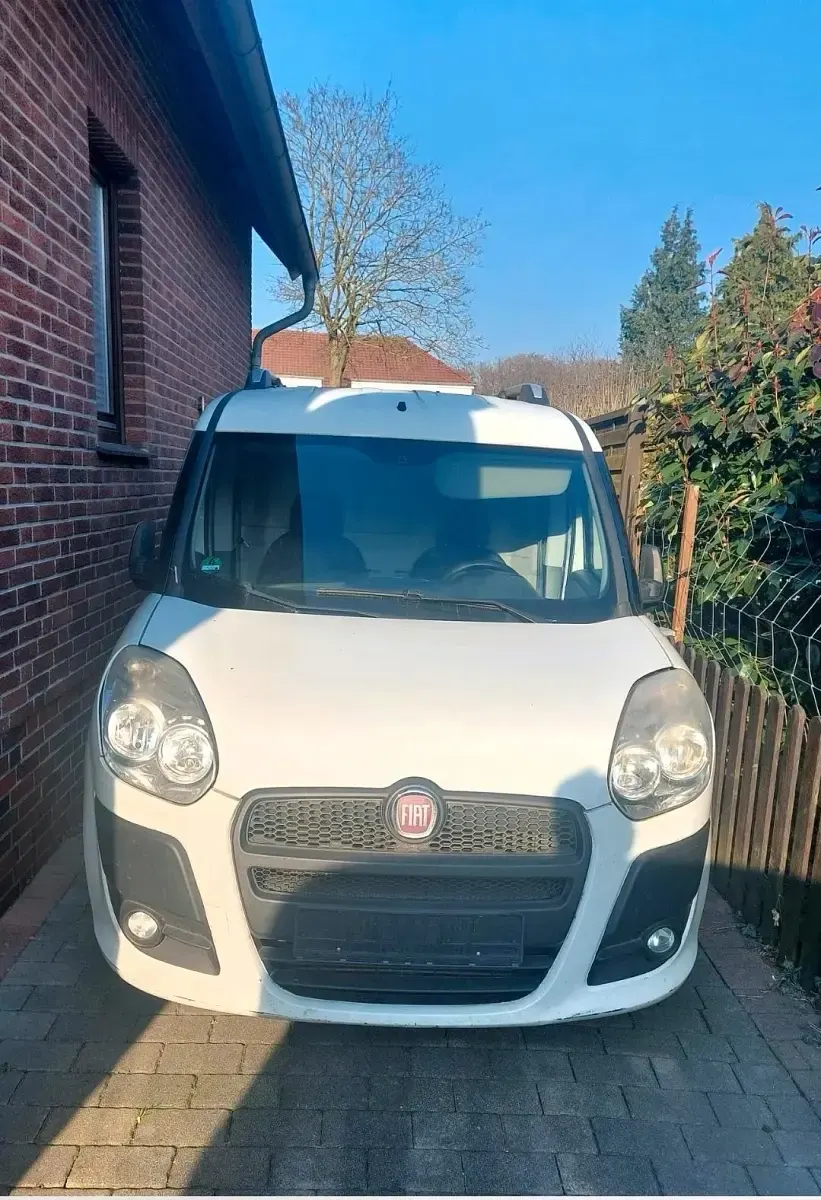 Gebraucht Fiat Doblò 2011 Weiß Van / Kleinbus